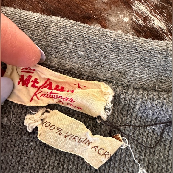 VINTAGE MENS 70s KNIT CARDIGAN - Picture 3 of 4